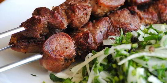 Шашлык в духовке в рукаве