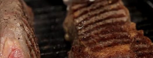 стейк из говядины на сковороде. Шаг 11