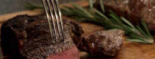 стейк из говядины на сковороде. Шаг 16