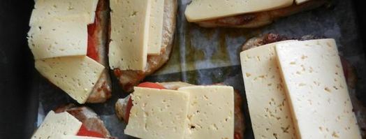 стейк из свиного окорока под сырной шапкой. Шаг 6