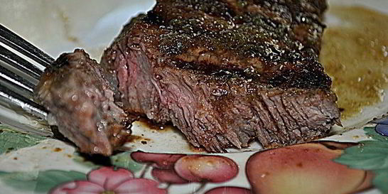 Стейк в лаймовом маринаде