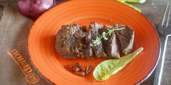 Стейки с соусом адобо