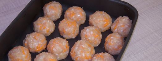 диетические тефтели из куриного фарша в духовке с подливкой. Шаг 8