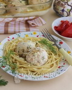 Куриные тефтели в сливочном соусе в духовке