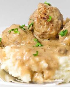 Мясные тефтели со сливочной подливкой