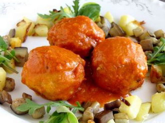 Рецепт мясных тефтелей в апельсиново-томатном соусе