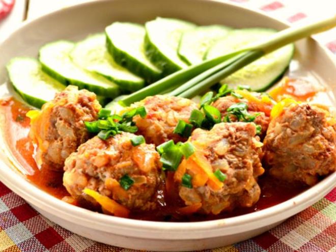 Рецепт мясных тефтелей в томатной заправке
