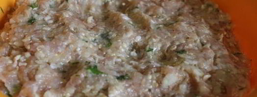 паровые куриные тефтели с овощами и овсяными хлопьями. Шаг 3