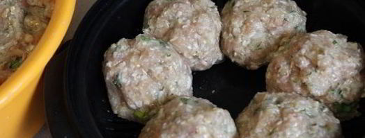 паровые куриные тефтели с овощами и овсяными хлопьями. Шаг 4