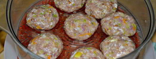 паровые тефтели с гречкой и кабачком. Шаг 4