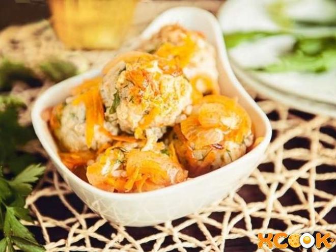 Рецепт рыбных тефтелей в томатном соусе