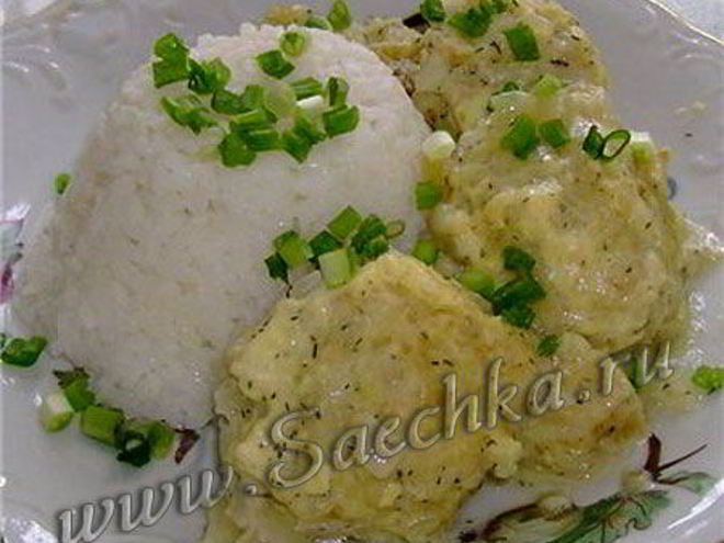 Рецепт рыбных тефтелек в сметанном соусе за 20 минут