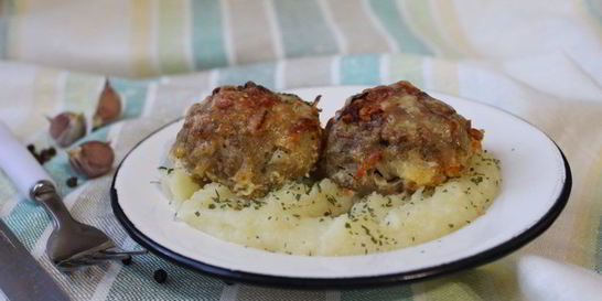 Свиные тефтели в сливочном соусе