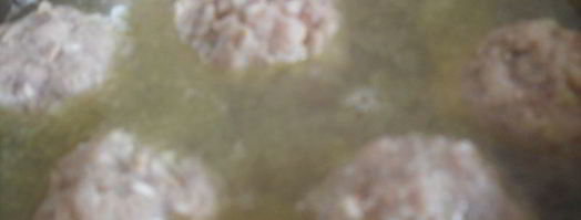 тефтели ежики в сметанно-томатном соусе. Шаг 3