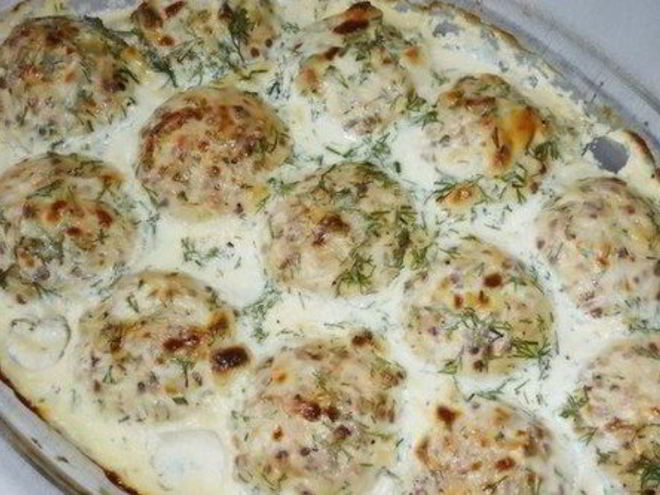 Рецепт тефтелей из курицы и гречки в соусе
