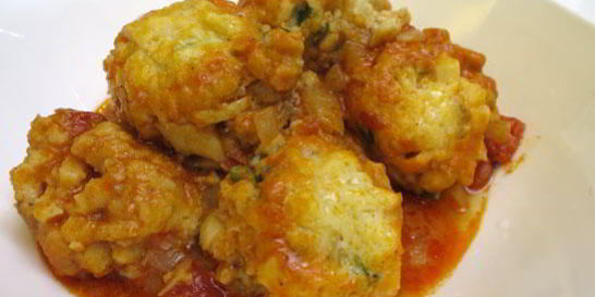 Тефтели из трески в томатном соусе