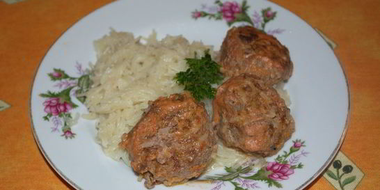 Тефтели под соусом