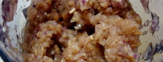 тефтели с грибами, запеченные в духовке в томатно-сметанном соусе. Шаг 2