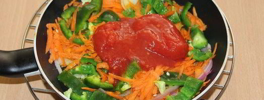 тефтели с моцареллой в томатно-овощном соусе. Шаг 7