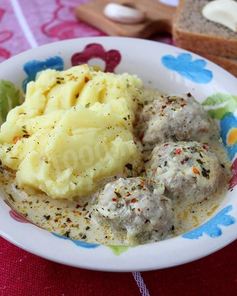 Тефтели с подливкой в мультиварке