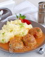 Тефтели с рисом с подливкой