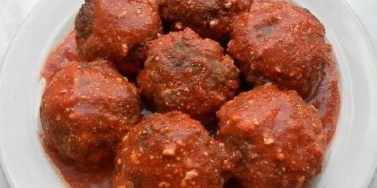 Тефтели с рисом в соусе