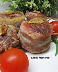 Тефтели в беконе с начинкой из моцареллы