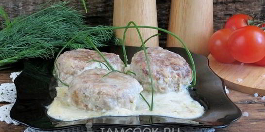 Тефтели в молочном соусе