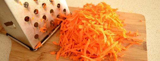 тефтели в сметанно томатном соусе на сковороде. Шаг 2