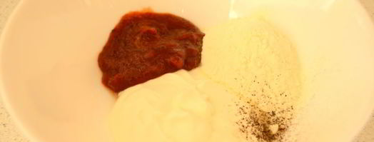 тефтели в сметанно томатном соусе на сковороде. Шаг 7