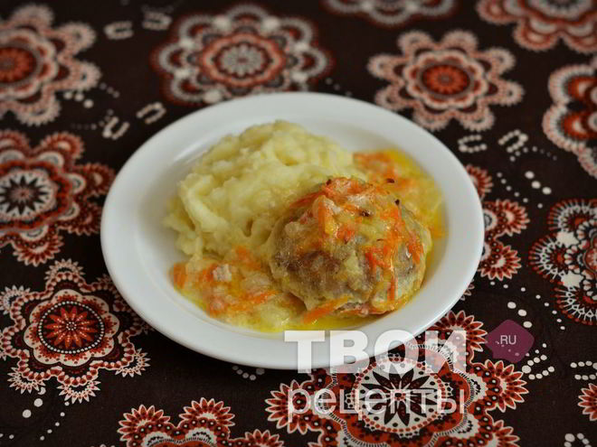 Рецепт тефтелей в сметанном соусе