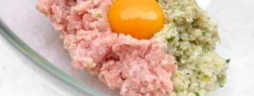 тефтели в соусе кефтедес. Шаг 3