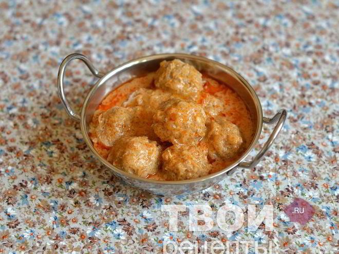 Рецепт тефтелей в томатно-сметанном соусе