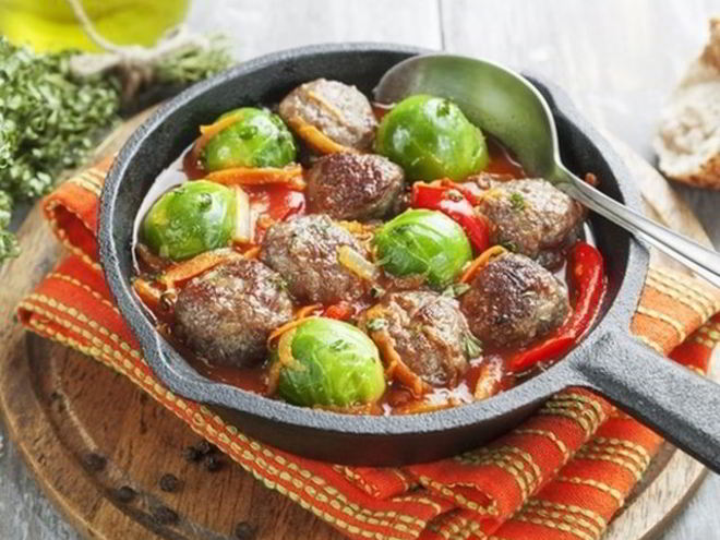 Рецепт тефтелей в томатном соусе