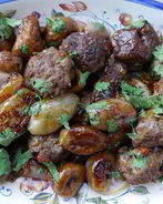 Тефтельки из ягнятины с инжиром и луком-шалотом