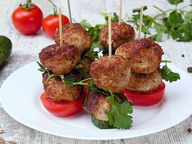Рецепт тефтелек на шпажках