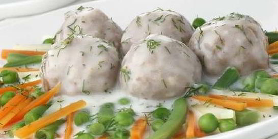 Тефтельки с рисом и фасолью