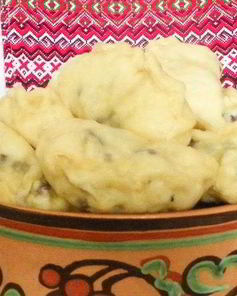 Паровые вареники с черникой