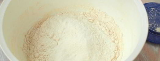 тесто для вареников на кефире. Шаг 3