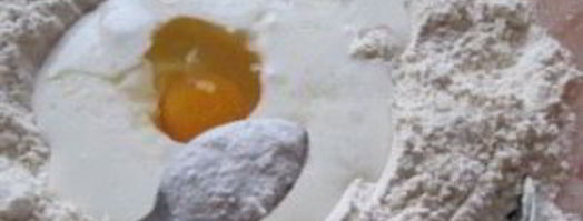 тесто для вареников на пару на кефире. Шаг 2