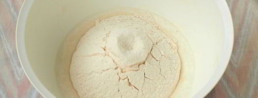 тесто для вареников на сметане. Шаг 4