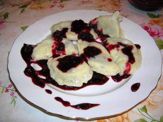 Рецепт вареников с черникой