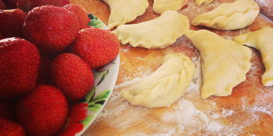 Вареники с клубникой