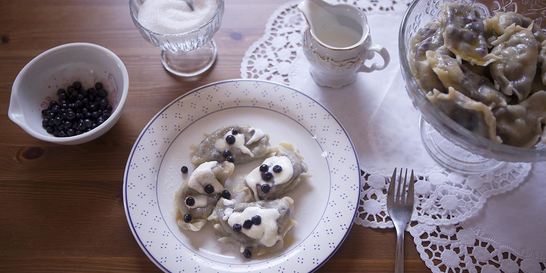 Вареники с начинкой из черники