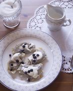 Вареники с начинкой из черники