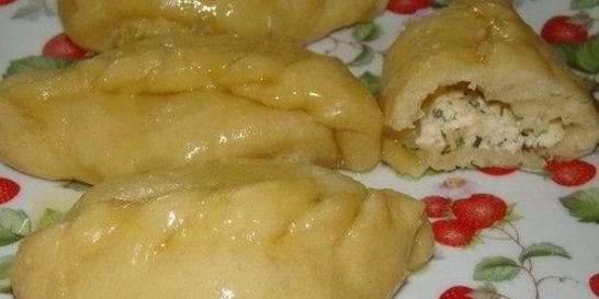 Вареники с творогом и укропом на пару