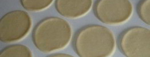 вареники с вишней на пару на кефире. Шаг 3