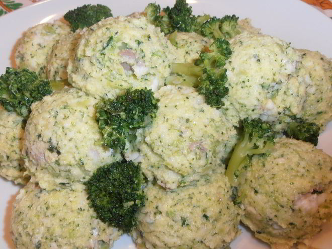 Рецепт запеченных ньокков из манной крупы с брокколи и сибасом