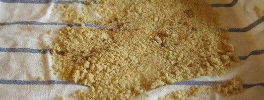 заварные клецки с клубникой и шоколадным соусом. Шаг 11