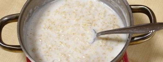 геркулесовая каша с бананом и орехами. Шаг 4